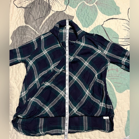 • Plaid Wrap Top Green and Blue - Picture 7 of 14